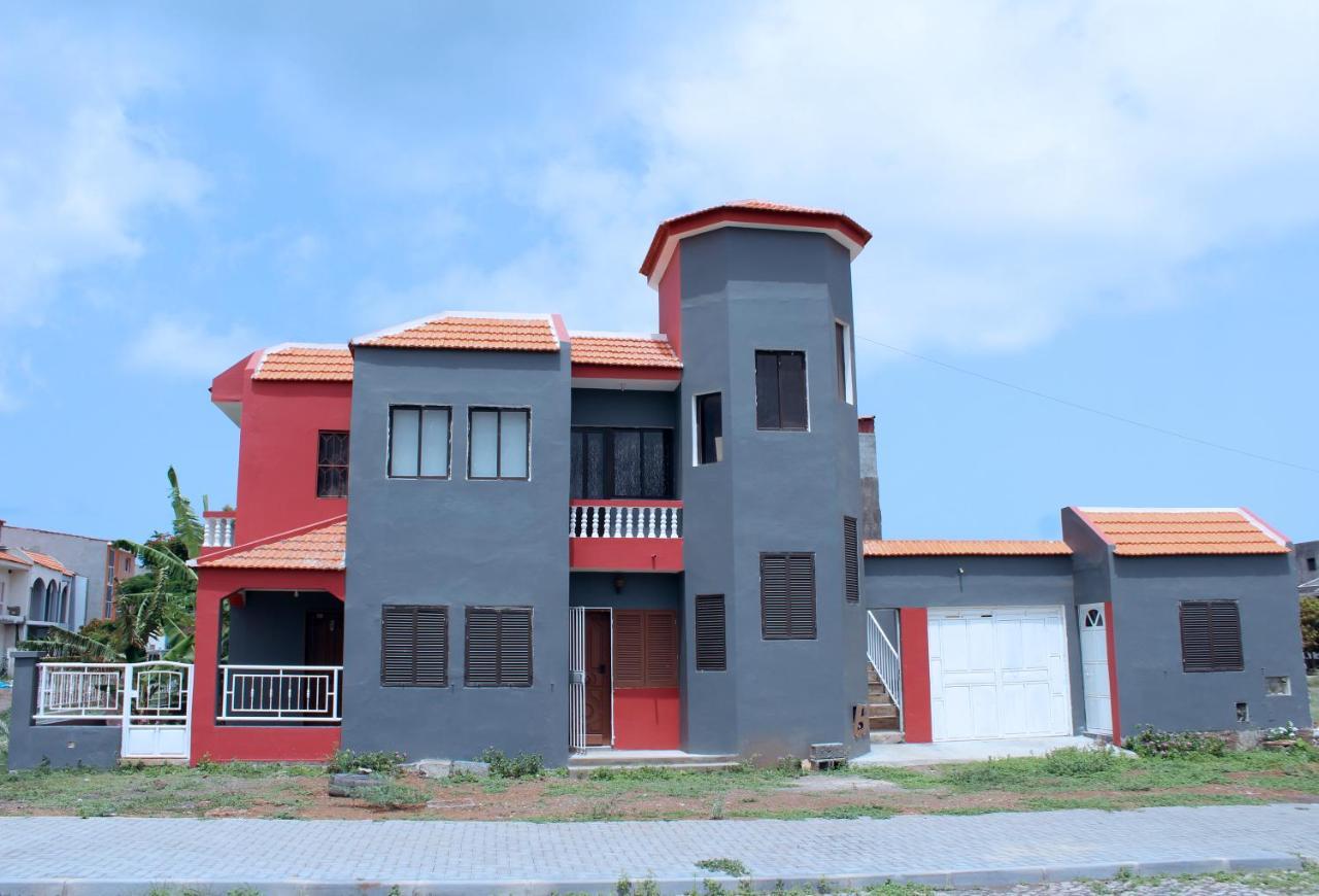 דירות טאראפל Escape House מראה חיצוני תמונה